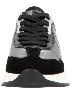 Sneakers in Schwarz/ Silber><noscript><img width=