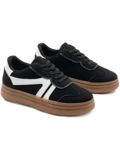 C'M Sneakers^Sneakers in Schwarz/ Weiß