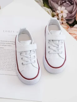 Sneakers in Weiß><noscript><img width=