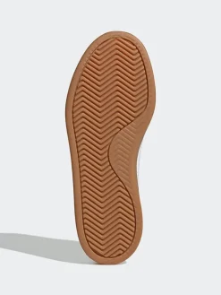 Sneakers in Weiß><noscript><img width=