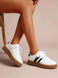 Foreverfolie Sneakers^Sneakers in Weiß/ Schwarz