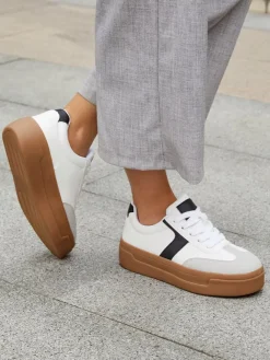 Sneakers in Weiß/ Schwarz/ Grau>Bellucci Sale