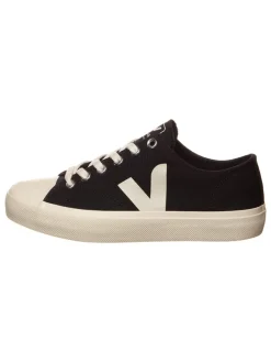 Veja Sneakers^Sneakers "Wata II Low" in Schwarz/ Creme
