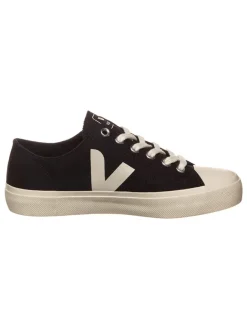 Veja Sneakers^Sneakers "Wata II Low" in Schwarz/ Creme