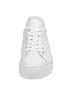 Sportliche Schnürschuhe in Weiß><noscript><img width=