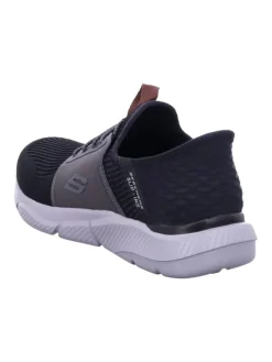Sportliche Slipper in Schwarz><noscript><img width=