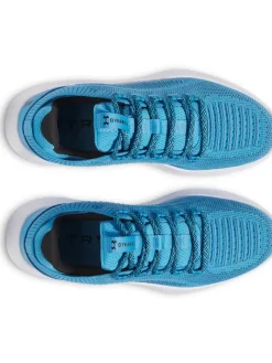 Sportschuhe in Hellblau><noscript><img width=