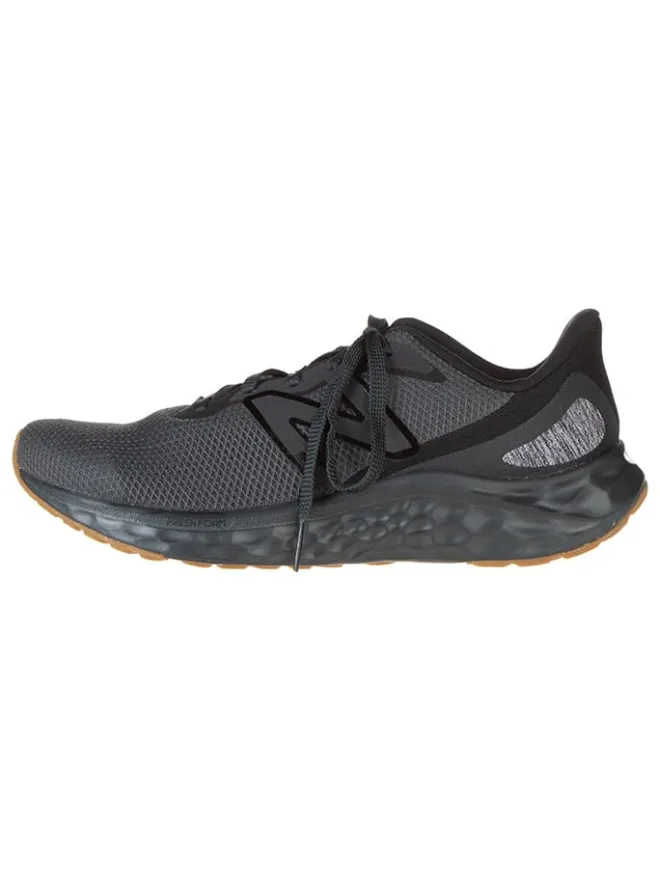 New Balance Sportschuhe^Sportschuhe in Schwarz