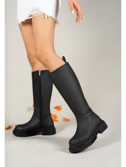 Stiefel in Schwarz>trendyol Hot