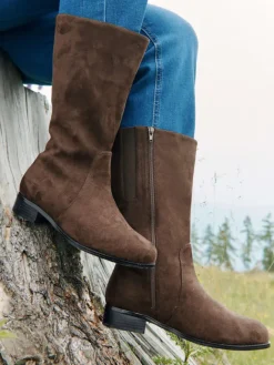 Stiefelette in braun><noscript><img width=