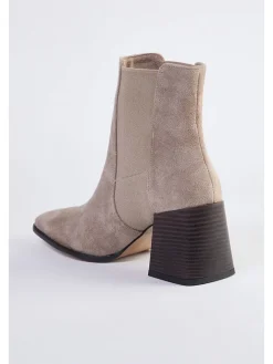 Stiefeletten in Beige><noscript><img width=