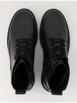 Stiefeletten in Schwarz><noscript><img width=