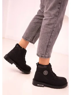 Winterboots in Schwarz><noscript><img width=